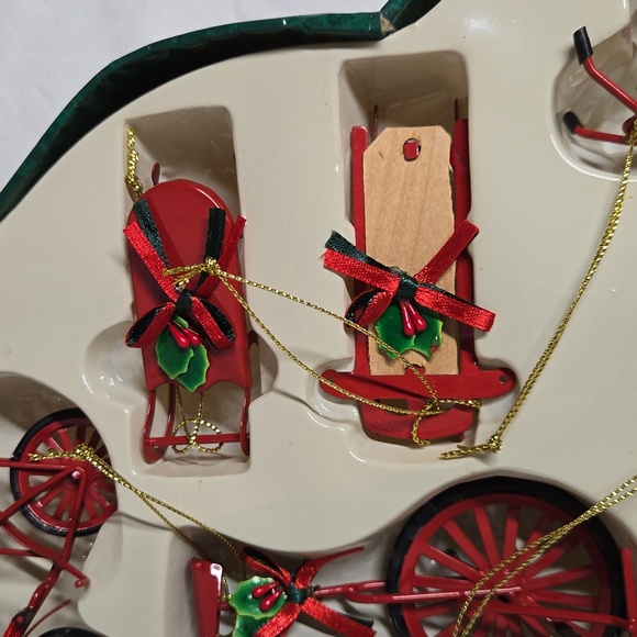 Vintage Christmas Ornaments SET of 15 Different Metal Red Green 1½ - 4" Retro - Picture 7 of 17